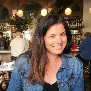 Meet your Posher, Monique